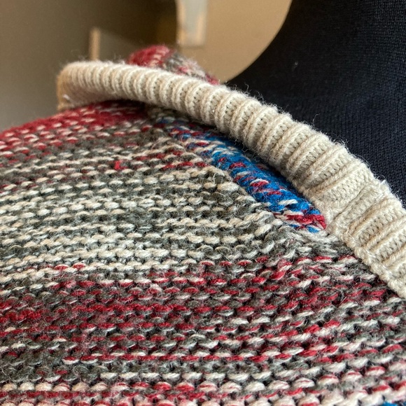 Venus autumn colors pullover sweater with hood size S - Picture 3 of 9